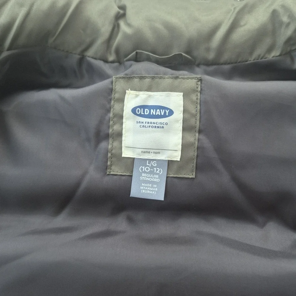 Old Navy Girls Puffer Vest Dark Olive Green Zip Quilted Sleeveless Size L 10-12